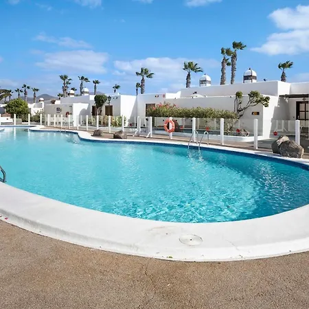 Апартаменты Puerto Chico Q Коста Бланка